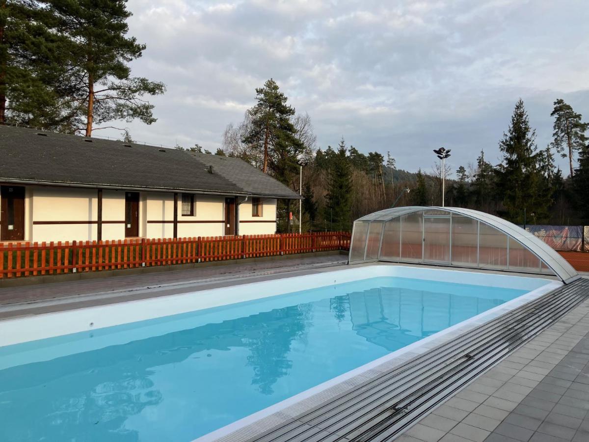 Raj Sportovni A Rekreacni Resort Branzez Kněžmost Zewnętrze zdjęcie