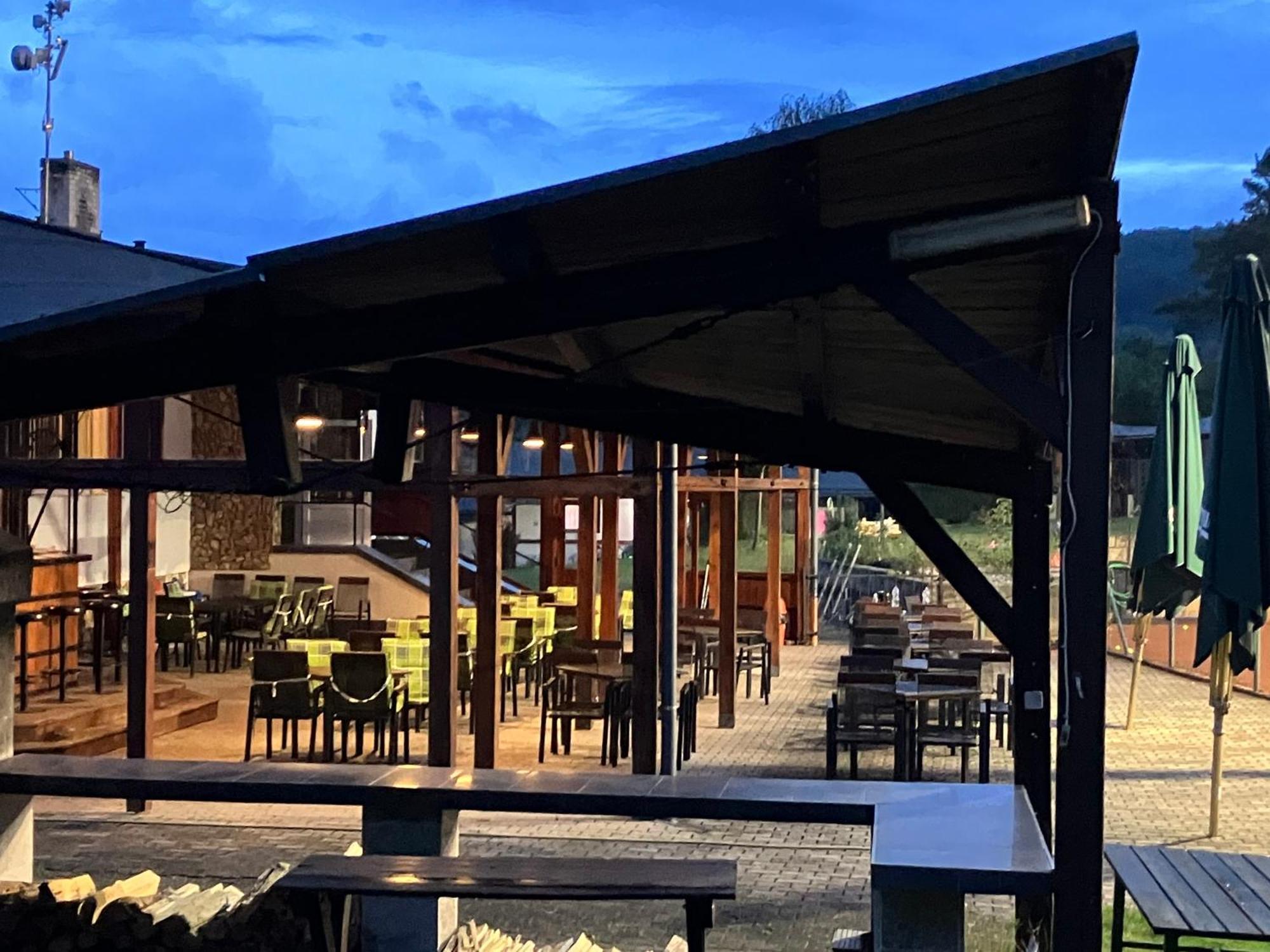 Raj Sportovni A Rekreacni Resort Branzez Kněžmost Zewnętrze zdjęcie